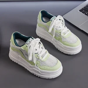 Women’s Lace up Trendy Casual Sneakers Quick Drying Lighted Outdoor Walking Shoes Custom Logo Breathable Fashion Style