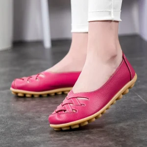 Women’s Large Size Flat Heel Sandals Hollow Tendon Beanie Work Shoes with Slip On Closure Autumn Season Comfortable Flats