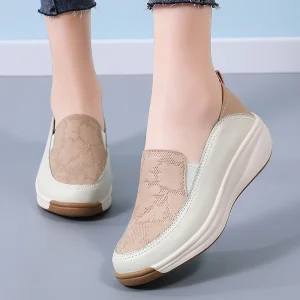 Women’s Large Size Microfiber Leather Slip-On Flat Shoes Platform Bottom Non-slip Breathable Casual OEM Availability