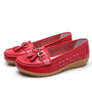 Women’s Leather Loafers Shoes Casual Round Toe Moccasins Shoes Wild Driving Flats Shoes for Women