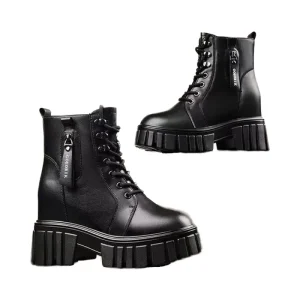 Women’s Lightweight Breathable Hard-Wearing Anti-Slip Waterproof Ankle Boots PVC Upper Fashionable Warm for Outdoor Rainy Days