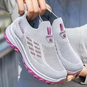 Women’s Lightweight Casual Sneakers Spring Fashion Trend Breathable Soft Bottom Sport Running Shoes with Flat Design