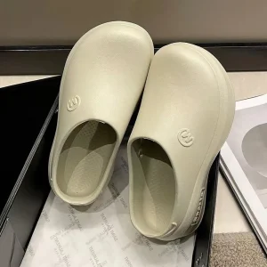 Women’s Lightweight Non Slip Chef Shoes Thick Bottom Half Slippers Integrated Slippers Baotou Outer Wear New Clogs Mules