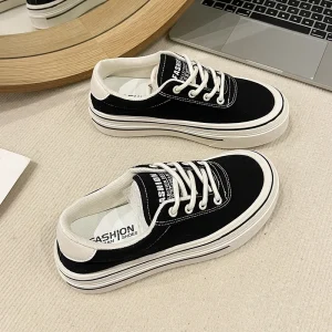 Women’s Low Cut Casual Canvas Shoes Fashionable and Comfortable with Anti Slip Feature Breathable and for Slow Walking