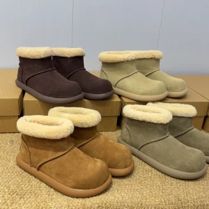 Women’s Mid-Calf Snow Boots with Wool Linings Thick Wool Insulation Wide Toe Design Winter Anti-Slip Rubber Soles