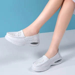 Women’s Nurse Shoes Breathable Comfortable Versatile Non Slip Odor Resistant Special Work Shoes for Medical Staff