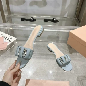 Women’s Open Toe Flat Slide Sandals Comfortable Minimalist Genuine Leather Fashionable Metal Buckle Accents for Everyday Summer