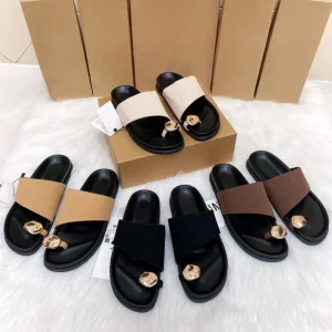 Women’s Open Toe Toe Ring Flat Slide Sandals With Metal Ornament Slip-on Slippers Casual Summer Beach Daily Wear Comfortable