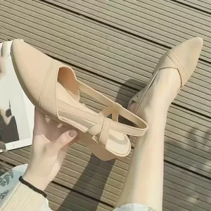 Women’s Pointed Toe Flat Sandals Strap Closure PVC Outdoor Summer Beach Slippers Large Size One-Piece Dropshipping