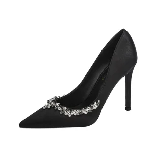 Women’s Pointed-toe Stylish Low-heeled High Heels