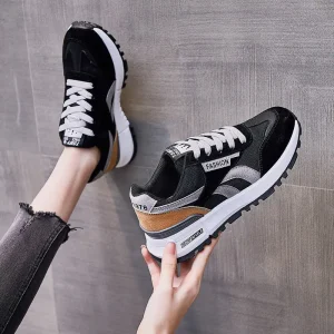 Women’s Retro Tennis Shoes Classic White Leather Low Top Sneakers Vintage Style Casual