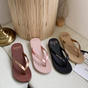 Women’s Sandals with Breathable Slope Heel Flip Flops Fashionable Summer Winter Spring Sandalias for Mujeres Chancleta
