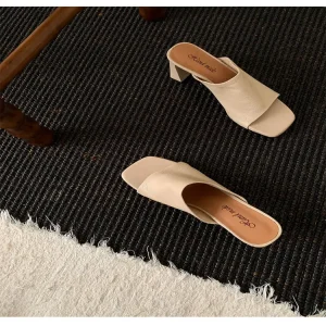 Women’s Sheepskin Upper Open Toe Thick Heel Ankle Strap TPR Midsole Mules Slippers Sexy Fashion Trend Summer Spring