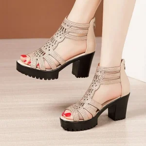 Retro Female Outdoor Roman Sandals Women’s Rhinestone Fashion Hollow Wedge Sandals Korean Sandals for Women