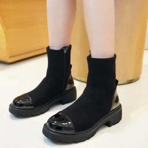 Women’s Short Ankle Winter Moccasin Boots Zip Closure Flat Heel Height Increasing Feature Leisure Style Fashionable Flexible
