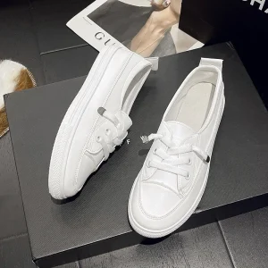 Women’s Simple White Sports Shoes Breathable Flat Casual Shoes Four Seasons All Matchable Small Size for Winter