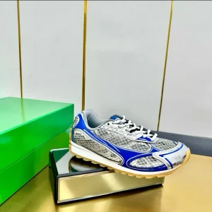 Women’s Soft and Lightweight Breathable Anti-odor Shoes in a Variety of Colors
