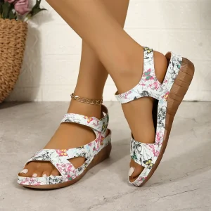 Women’s Solid Color Breathable Lightweight Korean Style Flat Bottom Beach Sandals with Slip-On Buckle Closure