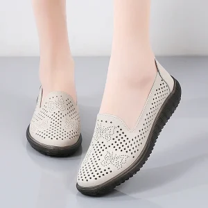 Women’s Spring Summer Genuine Leather Fashion Trend Loafers Perforated Solid Pattern Flat Non-Slip Slip-On Breathable Casual Toe