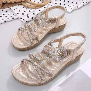 Women’s Summer Casual Flat Bottom Sandals Diamond Outer Flower Pattern Anti-Slippery Shoes Large Sizes