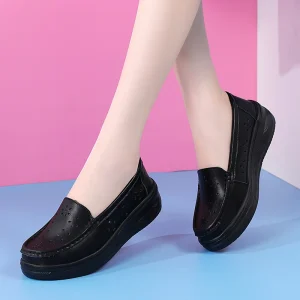 Women’s Summer Hollow Out Nurse Shoes Lightweight Breathable Versatile Odor Resistant Hospital Work Shoes