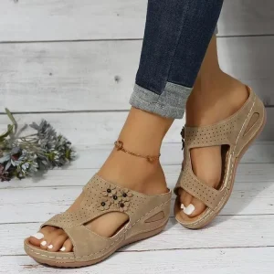 Women’s Summer Sexy Flat Sandals Thick Wedge Flower Shoes Slip On Closure Fashion Trend Outdoor Slides Upper Position