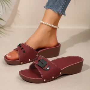 Women’s Thick-Soled Rivets Lightweight Casual Spring Mules Beach & Outdoor Wear