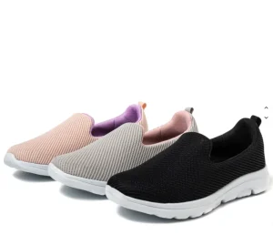 Women’s Ultralight Sole Fabric Breathable Casual Sneakers
