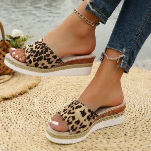 Women’s Wedge Beach Sandals For Outdoor Wear New European And American Style Leopard Print Thick Sole Casual Sandals