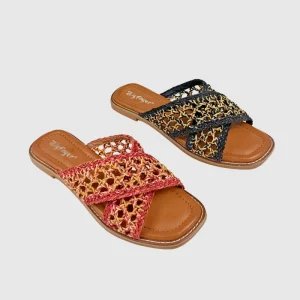 Women’s Woven Criss Cross Strap Flat Slippers Lightweight Casual Open Toe Slide Sandals Outdoor Comfortable Slip On Beach Shoes