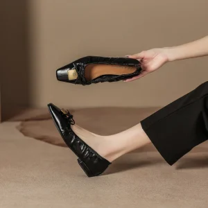 Womne’s Flat Shoes Fashion Soft Sole Ballerina Flats for Ladies Casual Daily Wear Dress Shoes Custom Logo