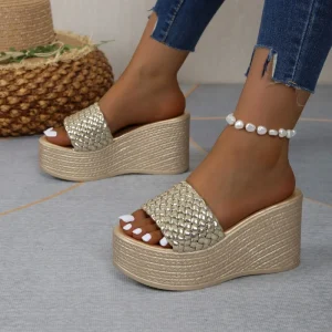 ashion Sandals and Slippers Womens Summer Outfit New Fashionable Wedge Thick soled Heightened Cyber famous All match S231